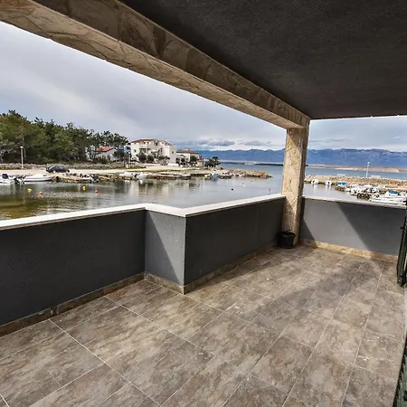 Sana 2 Apartmán Vir